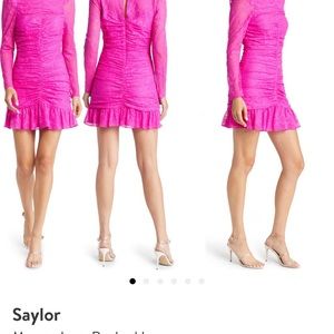 Saylor
Marcey Lace Ruched Long